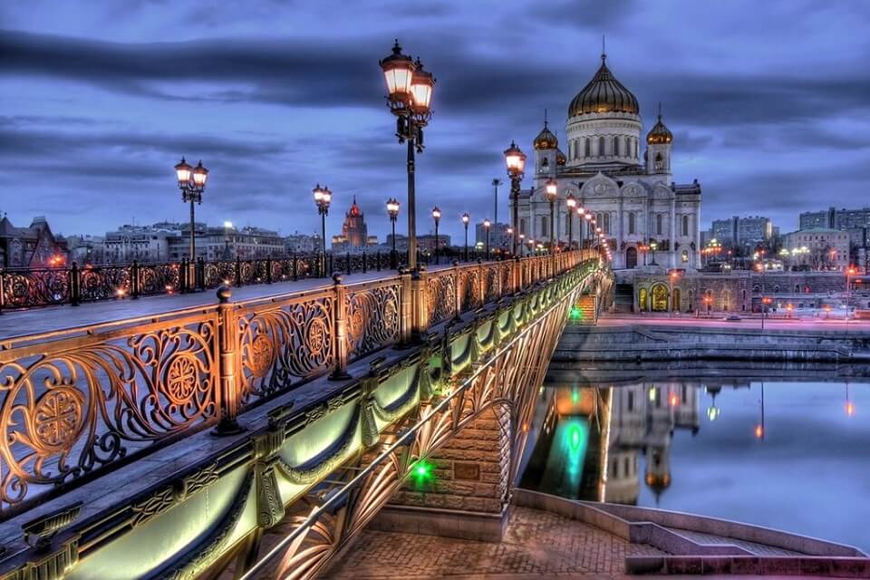 Перевозки Москва — СПб и обратно